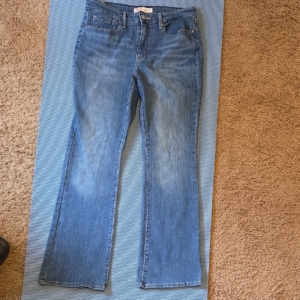 Signature by Levi Strauss Women's Blue Boot Cut Jeans